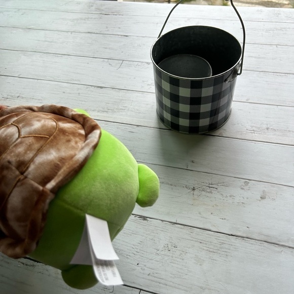 NWT squish mallow hug me, Henry turtle - Picture 3 of 8